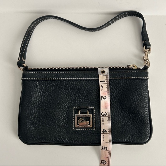 Vintage Dooney & Bourke Pebbled Leather Wristlet - Picture 7 of 7